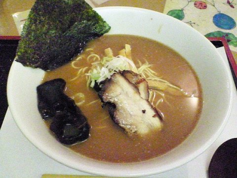 とんこつ醤油ラーメン