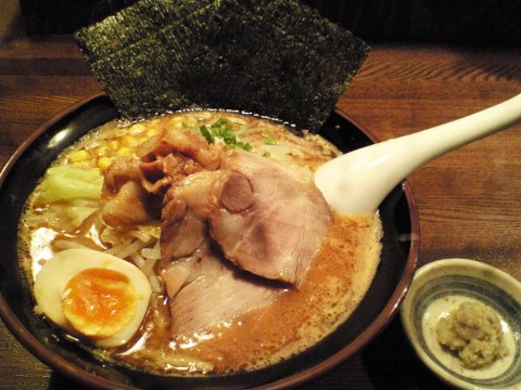 特製味噌らぁ麺(\950)+薬味