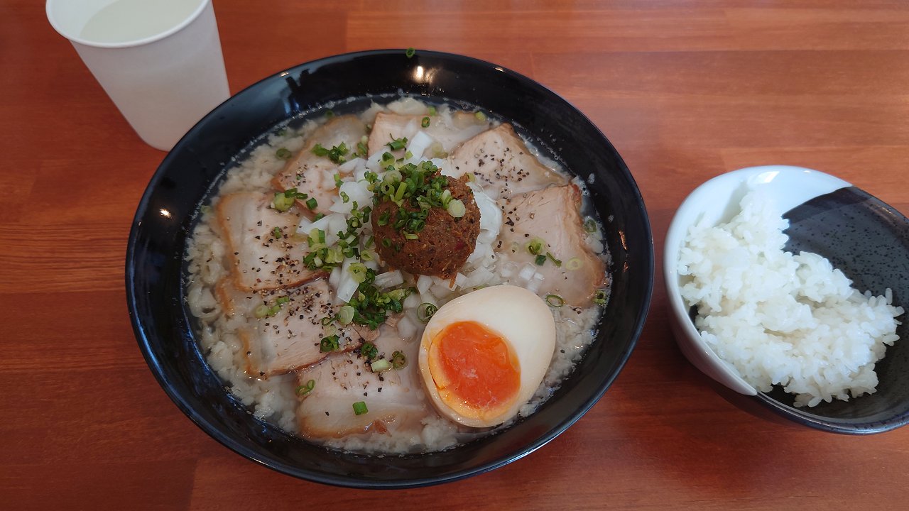 醤油ラーメン