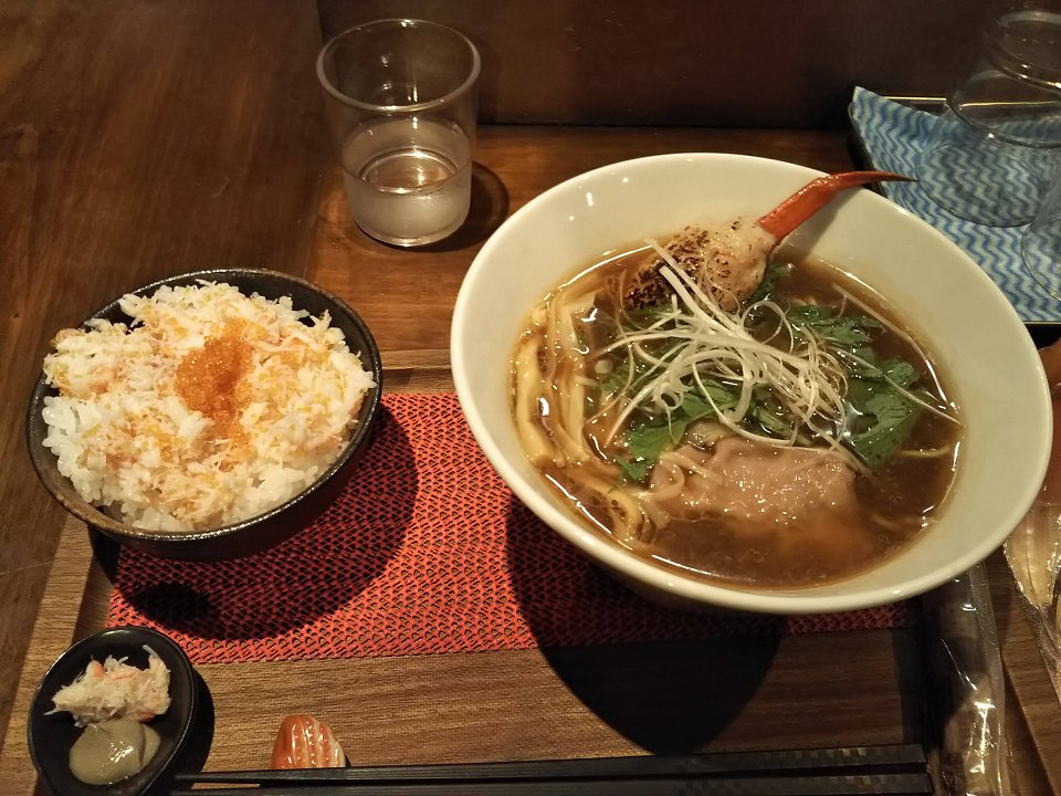 香住の蟹醤油ラーメン+カニ丼セット(\1300)