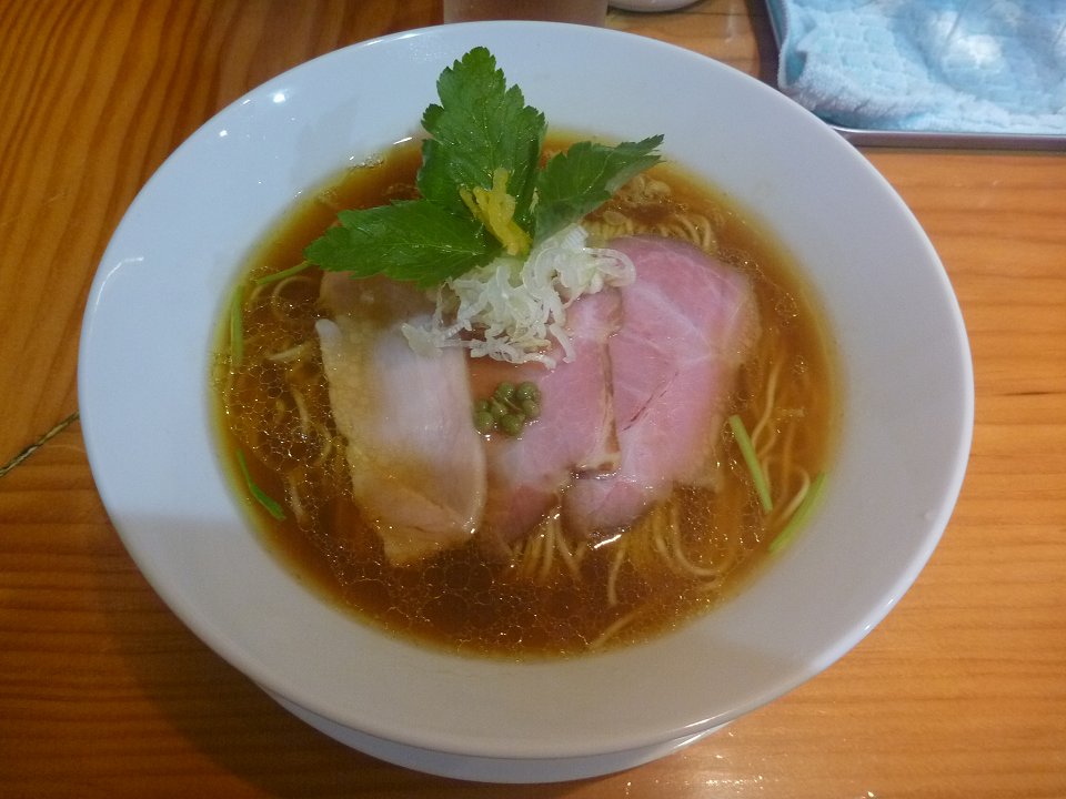 鶏そば醤油(\900)