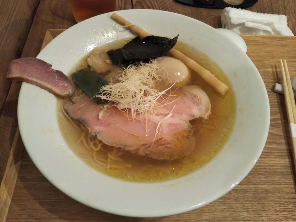 特製らーめん(\1000)