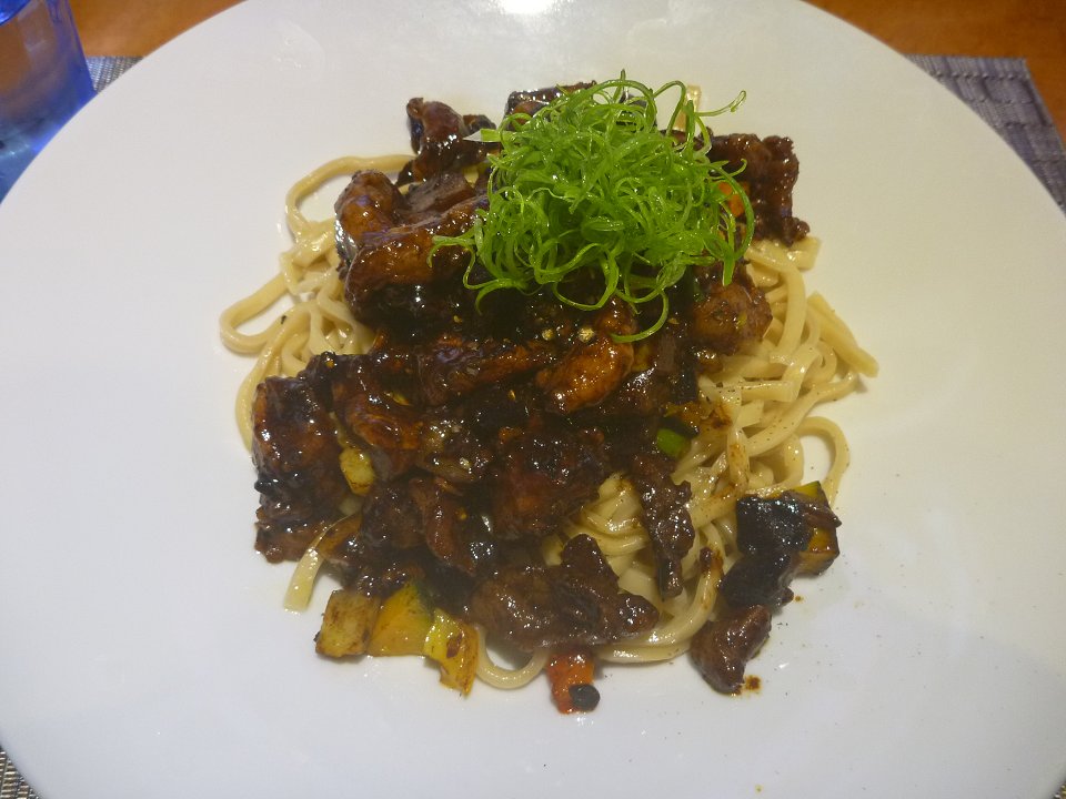 飛騨牛と茄子のぶっ掛け(\1200)