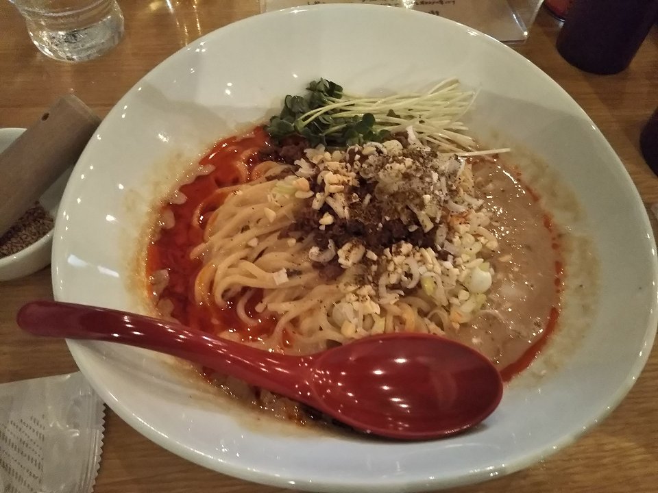 濃厚汁なし担担麺(\880)