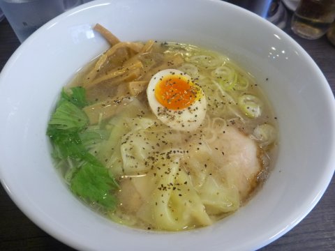 香味徳ラーメン(\500)+ワンタン