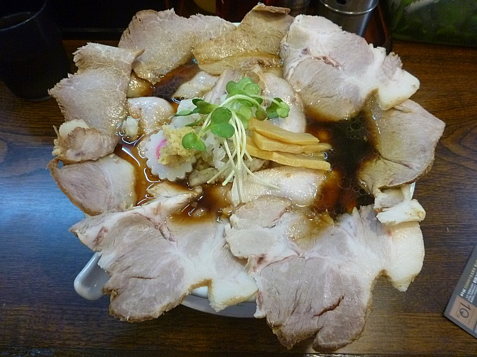 黒豚バラ肉そば(\880)+肉増し
