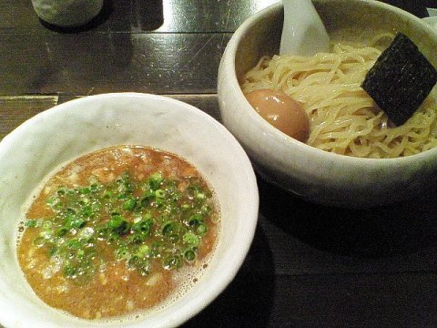 浸け豚そば(\800)+味玉(\100)